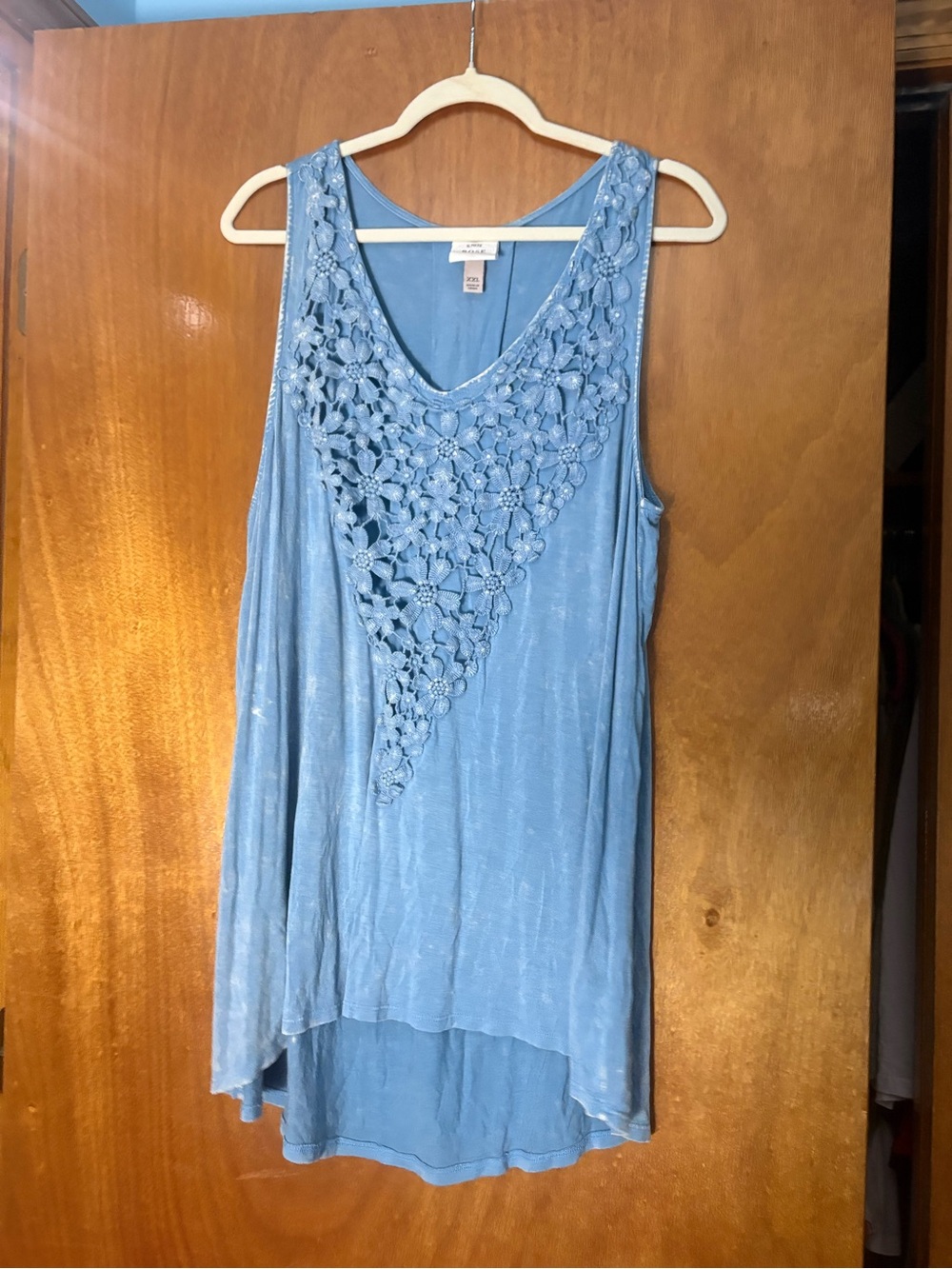 Knox Rose Light Blue Crochet-Accent V-Neck Tank
